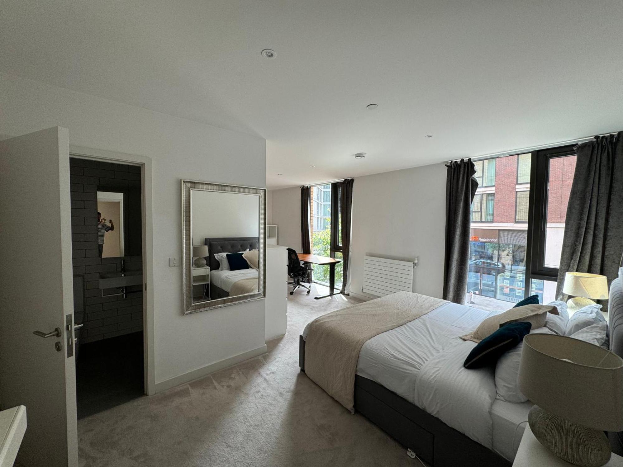 Riverside Suites And Apartments Londra Dış mekan fotoğraf